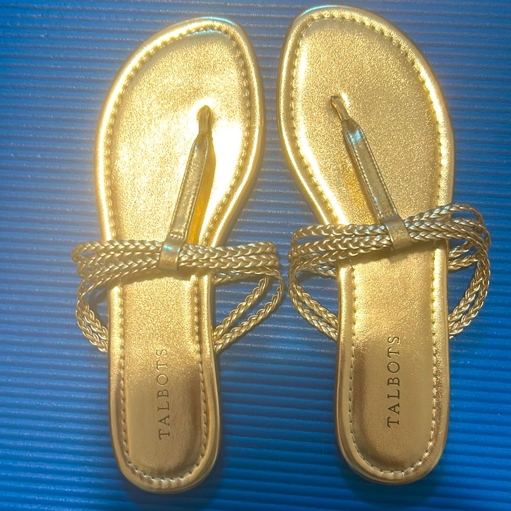 NWOT Talbots faux leather metallic gold sandals
